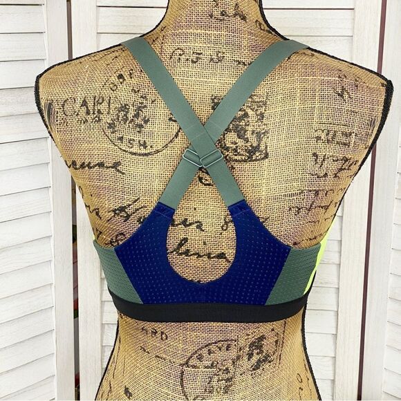 Victoria’s Secret Sport Color Block Lightweight Sports Bra Olive Green Blue 34B - Picture 4 of 11